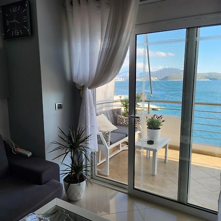 Alpha Seaside Apartment Sarandë Exterior foto